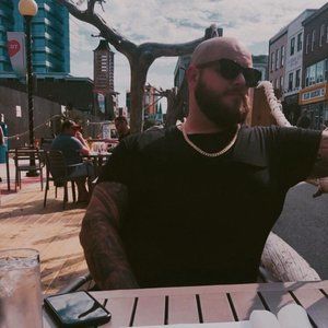 Meet your Posher, Rob